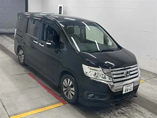 HONDA STEP WAGON 2013