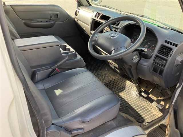 MAZDA BONGO VAN 2014