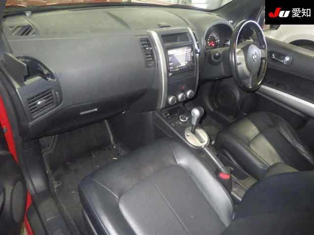 NISSAN X-TRAIL 2012