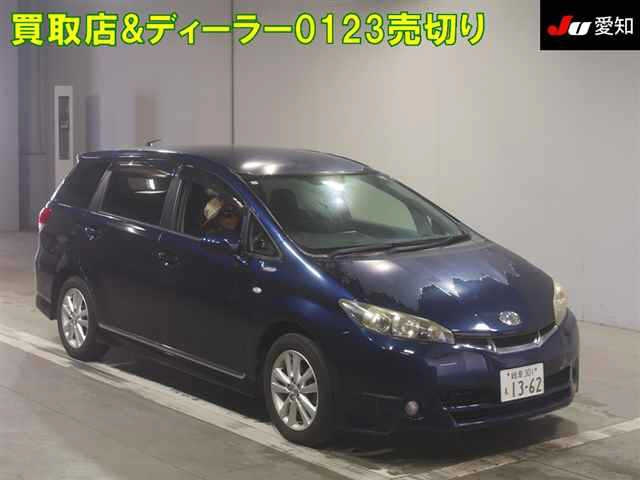 TOYOTA WISH 2009