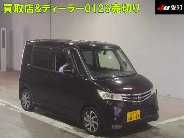 NISSAN ROOX 2011