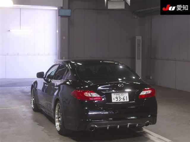 NISSAN FUGA 2009