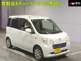 DAIHATSU TANTO EXE 2011