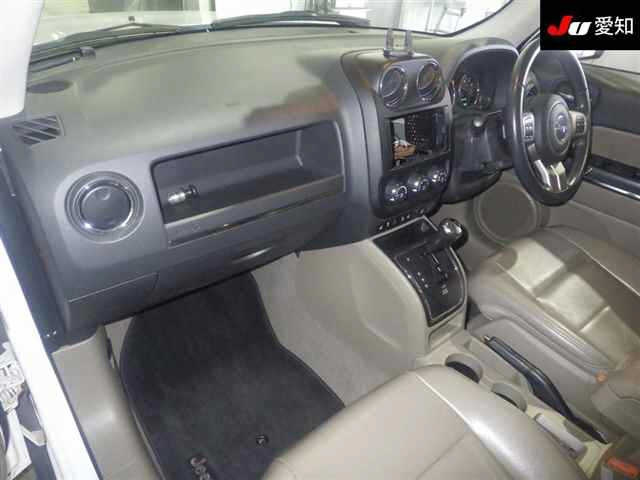 CHRYSLER JEEP PATRIOT 2012