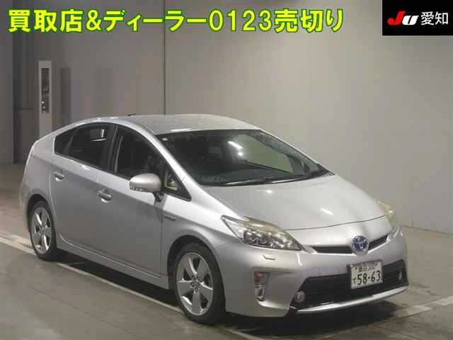 TOYOTA PRIUS 2012