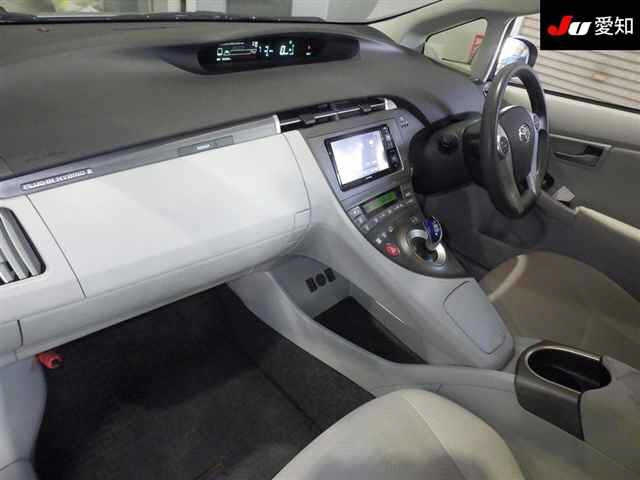 TOYOTA PRIUS PHV 2012