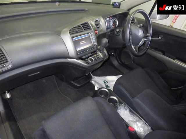 HONDA STREAM 2009