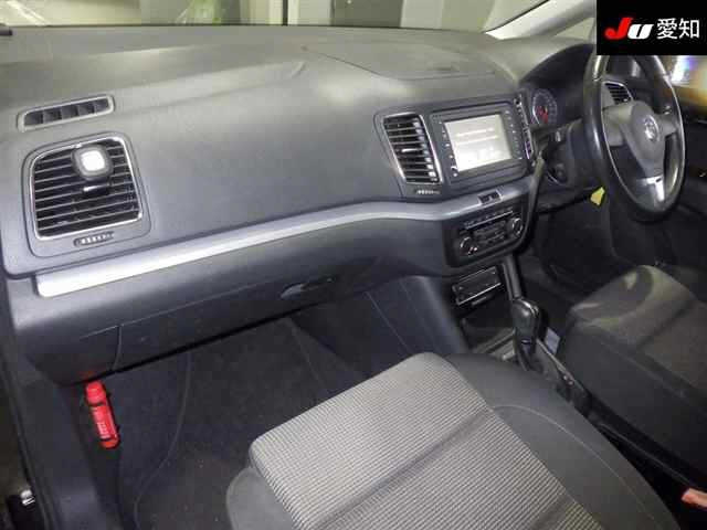 VOLKSWAGEN SHARAN 2012