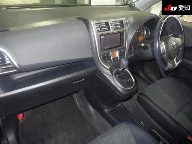 TOYOTA RACTIS 2012