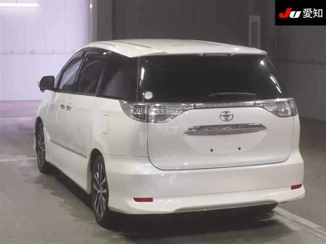 TOYOTA ESTIMA 2014