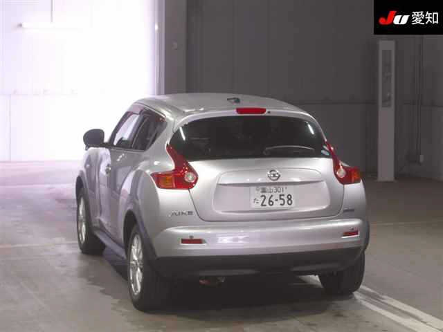 NISSAN JUKE 2010