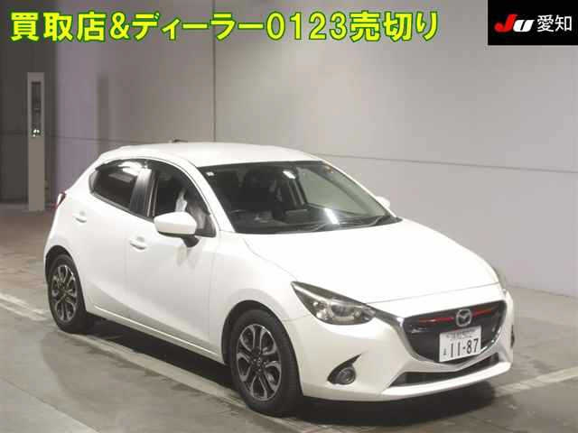 MAZDA DEMIO 2015