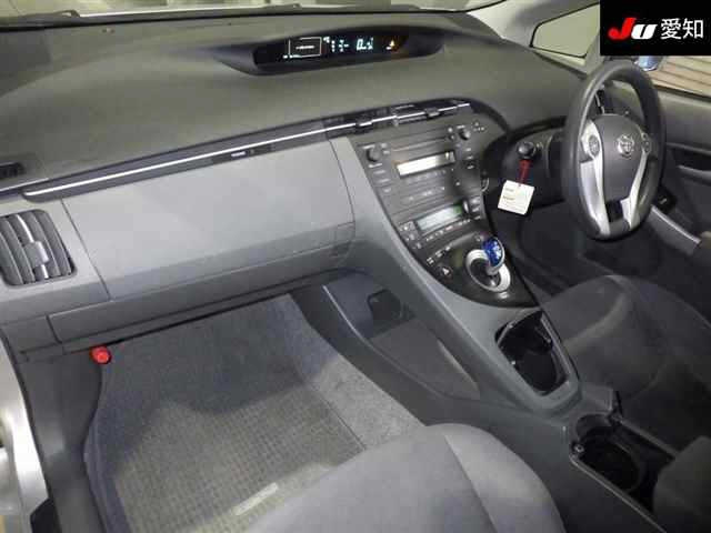 TOYOTA PRIUS 2010