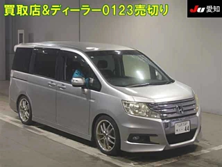 HONDA STEP WAGON 2011