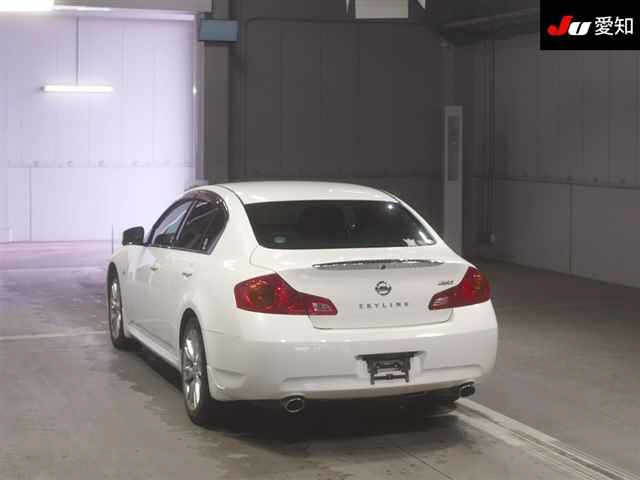 NISSAN SKYLINE 2009
