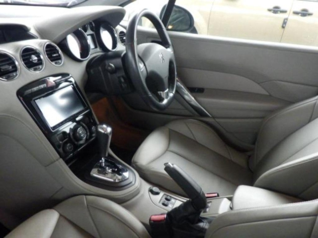 PEUGEOT 308 2010