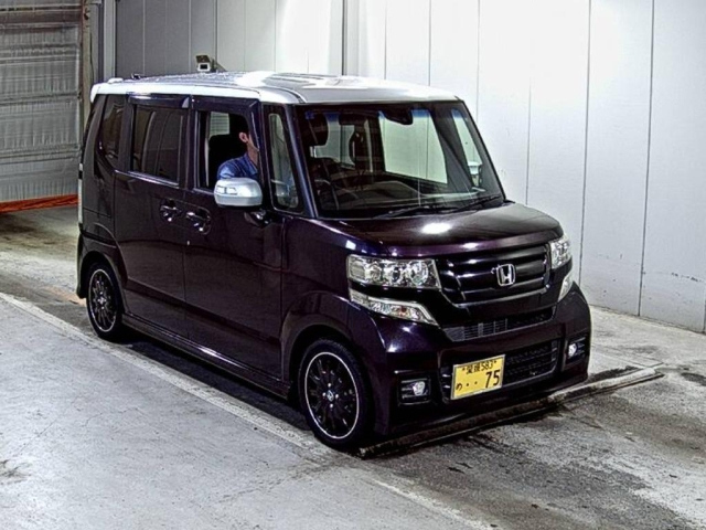 HONDA N BOX 2015