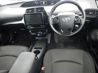 TOYOTA PRIUS 2019