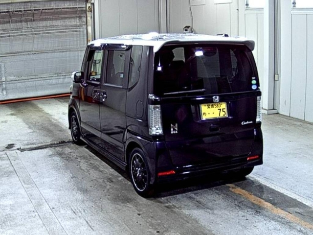 HONDA N BOX 2015