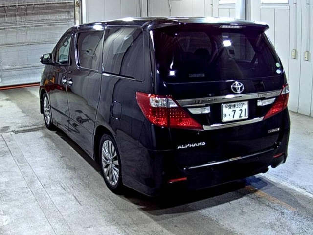 TOYOTA ALPHARD 2014