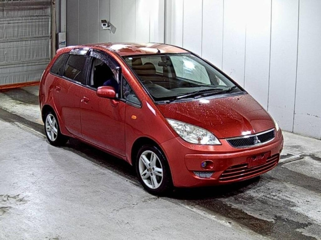 MITSUBISHI COLT PLUS 2011