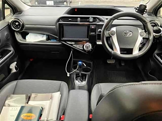 TOYOTA AQUA 2015