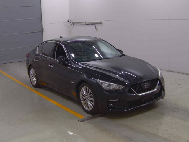 NISSAN SKYLINE 2019