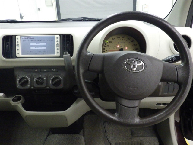 TOYOTA PASSO 2011