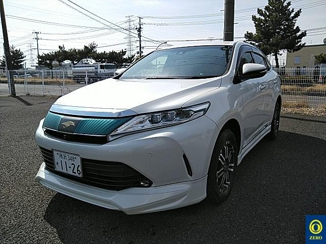 TOYOTA HARRIER 2017