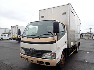 TOYOTA DYNA