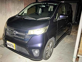 NISSAN DAYZ 2013