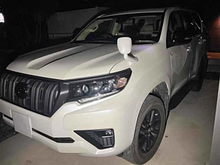 Заказать TOYOTA LAND CRUISER PRADO