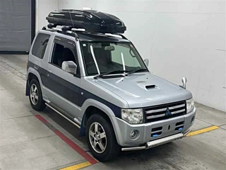 MITSUBISHI PAJERO MINI