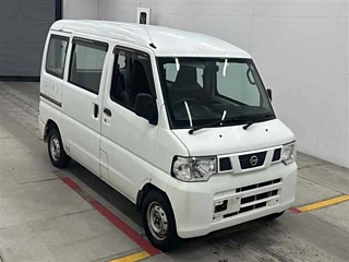 NISSAN CLIPPER VAN