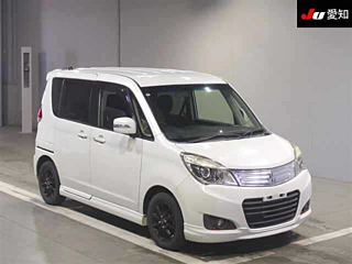 MITSUBISHI DELICA D2