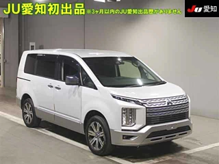 MITSUBISHI DELICA D5