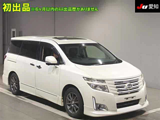 NISSAN ELGRAND