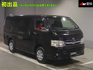TOYOTA HIACE VAN