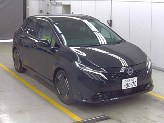 NISSAN AURA