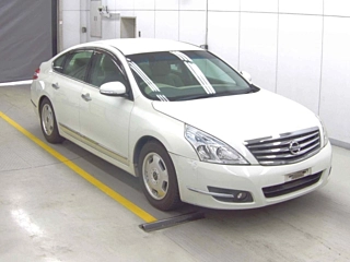NISSAN TEANA