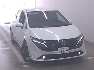 NISSAN AURA