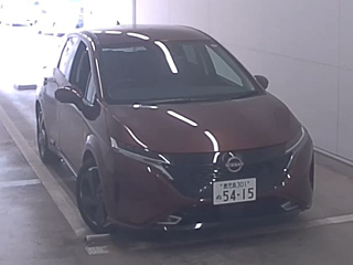 NISSAN AURA
