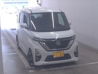 NISSAN ROOX