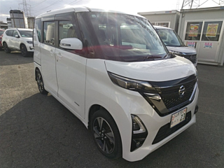 NISSAN ROOX