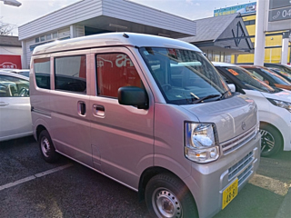 NISSAN CLIPPER VAN