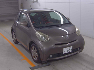 TOYOTA IQ