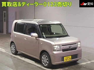 TOYOTA PIXIS SPACE