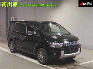 MITSUBISHI DELICA D5