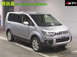 MITSUBISHI DELICA D5