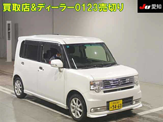 TOYOTA PIXIS SPACE